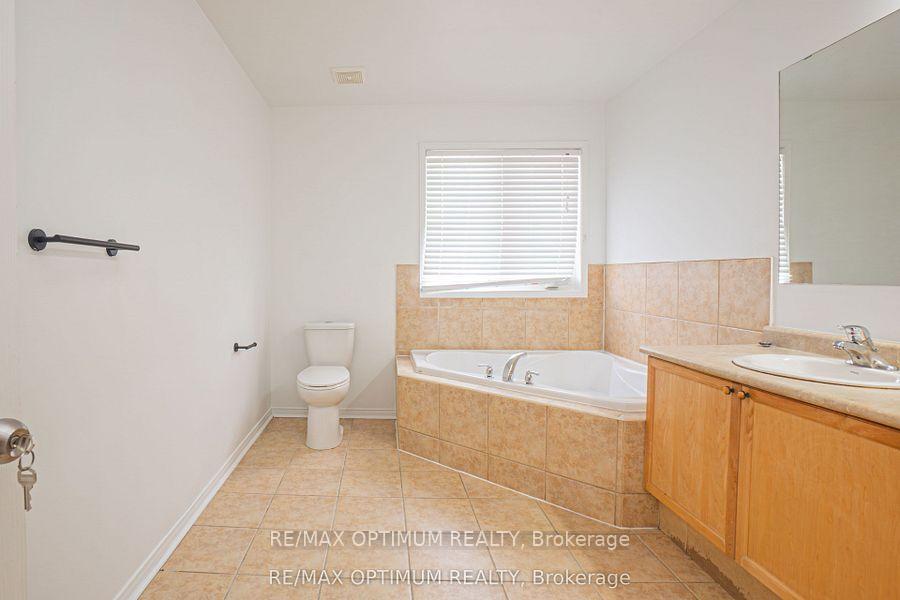 Photo 15 of 148 Williamson Drive, Brampton, Fletcher's Meadow — HOMEH