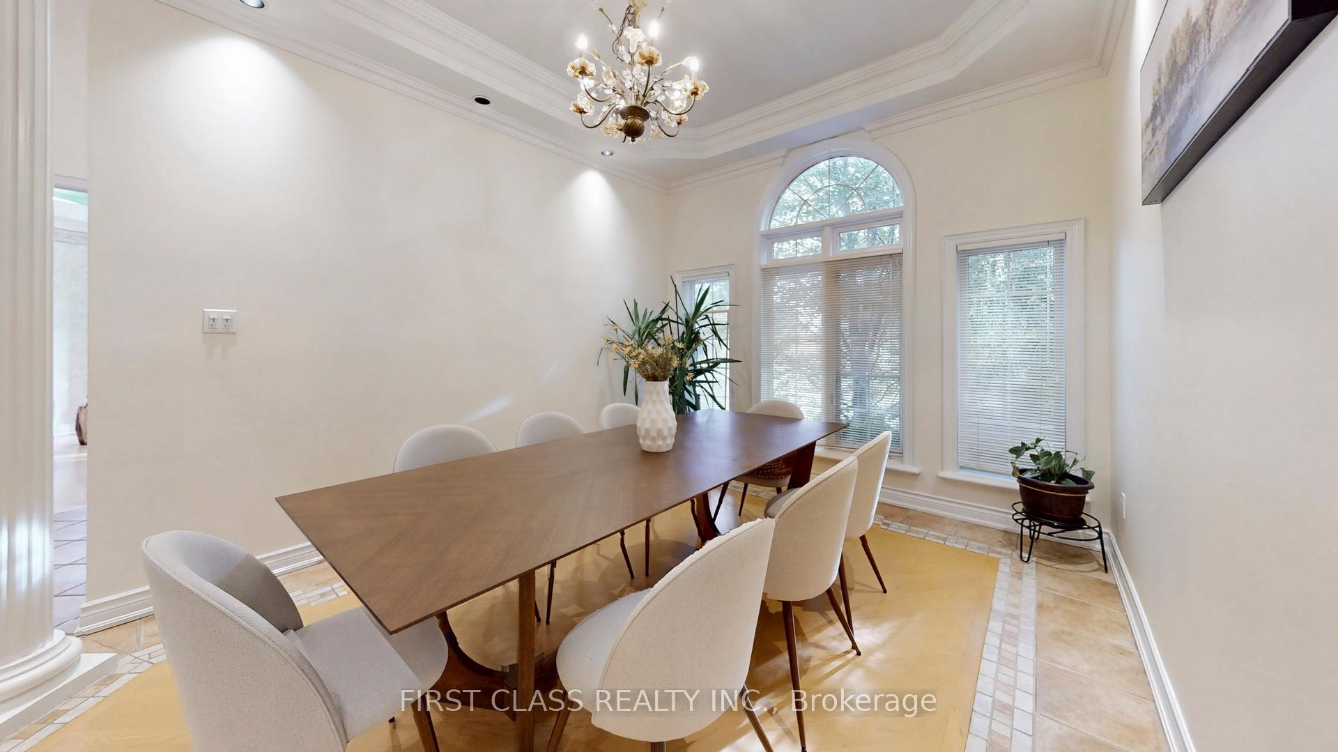 Photo 33 of 116 Kinloch Crescent, Vaughan, Maple — HOMEH