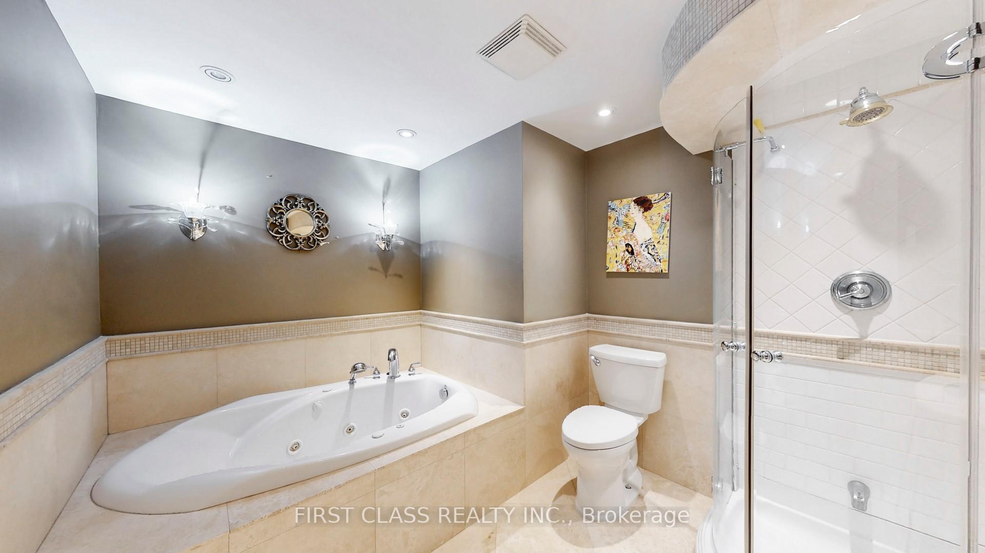 Photo 15 of 116 Kinloch Crescent, Vaughan, Maple — HOMEH