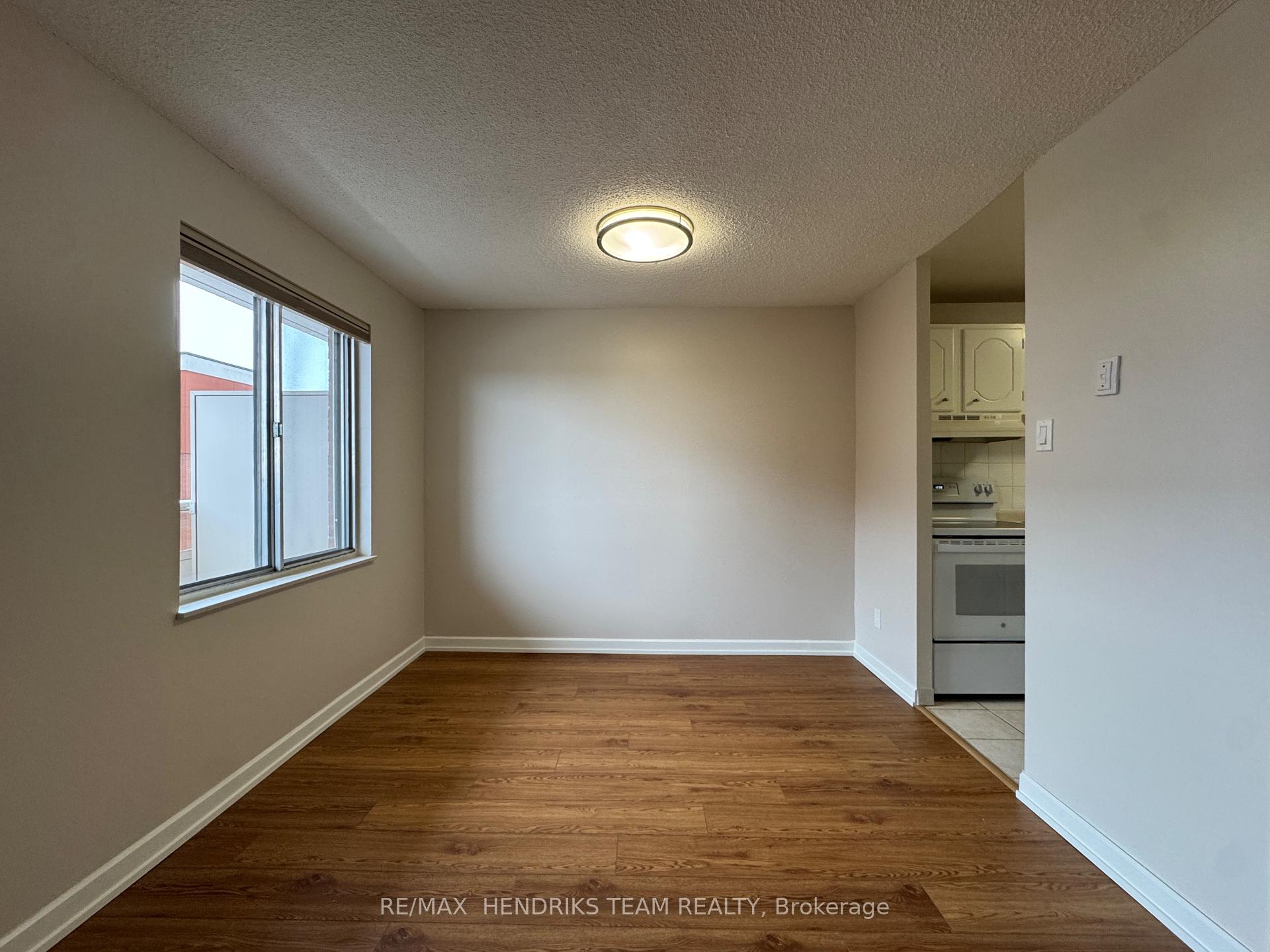 Photo 11 of Unit 707, 610 Lake Street, St. Catharines, Lakeport — HOMEH