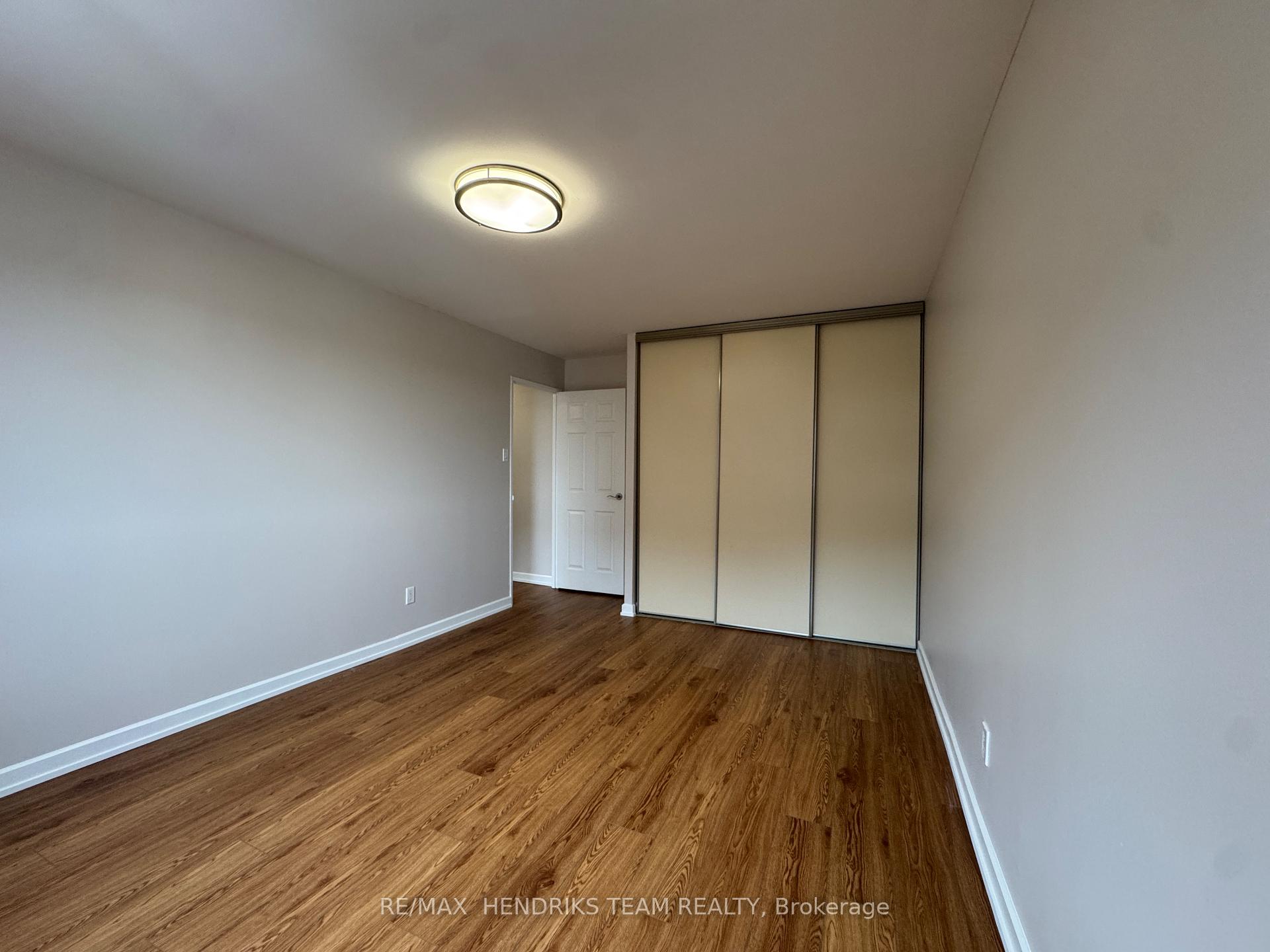Photo 10 of Unit 707, 610 Lake Street, St. Catharines, Lakeport — HOMEH