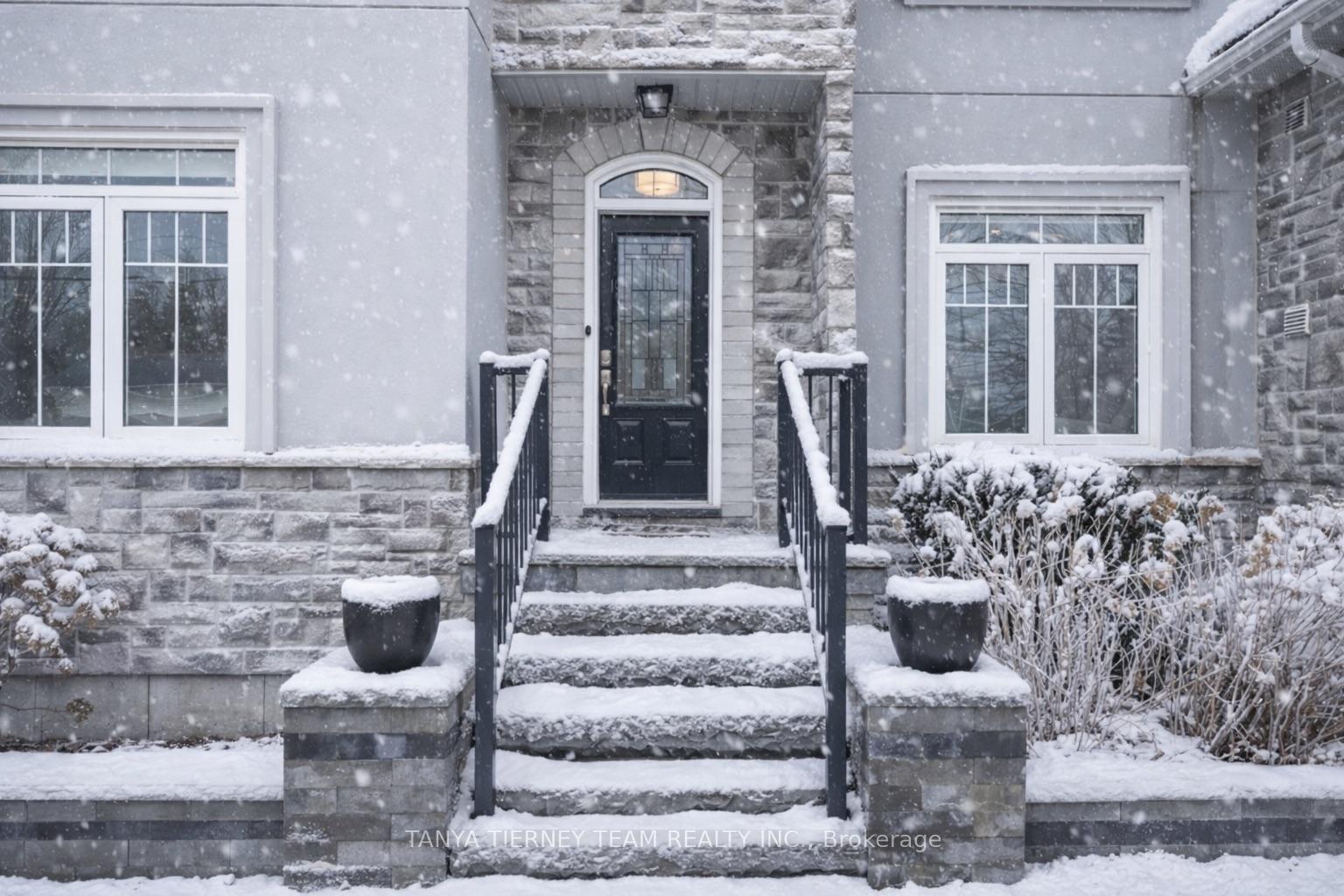 Photo 23 of 1 Centre Street W, Whitby, Brooklin — HOMEH