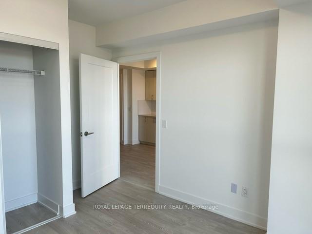 Photo 8 of Unit 421, 2545 Simcoe Street N, Oshawa, Windfields — HOMEH