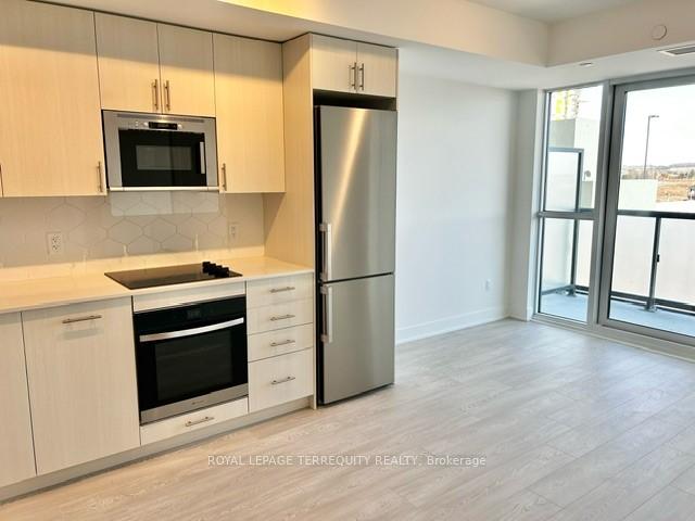 Photo 11 of Unit 421, 2545 Simcoe Street N, Oshawa, Windfields — HOMEH