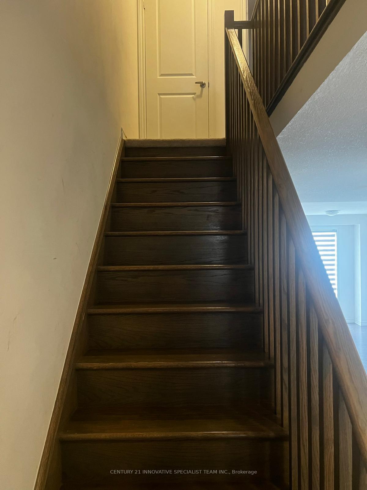 Photo 3 of Unit 24, 50 Edinburgh Drive, Brampton, Bram West — HOMEH