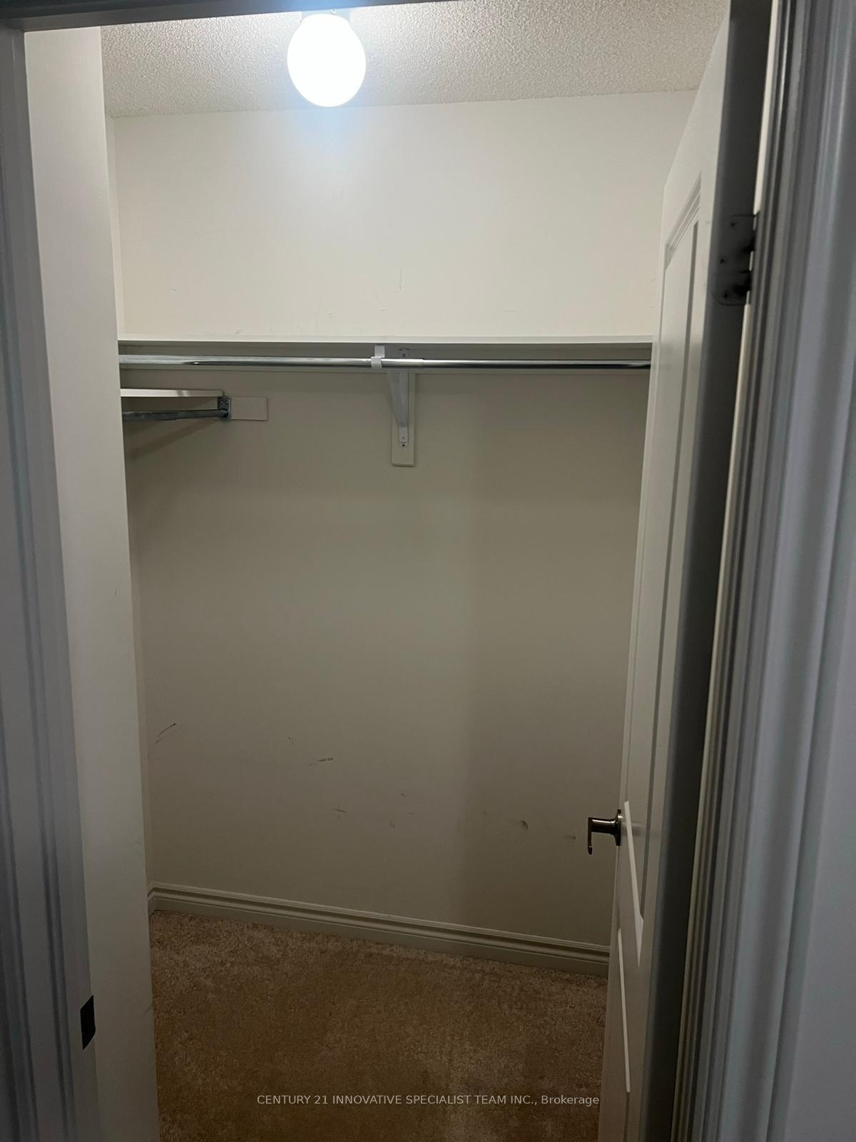 Photo 4 of Unit 24, 50 Edinburgh Drive, Brampton, Bram West — HOMEH