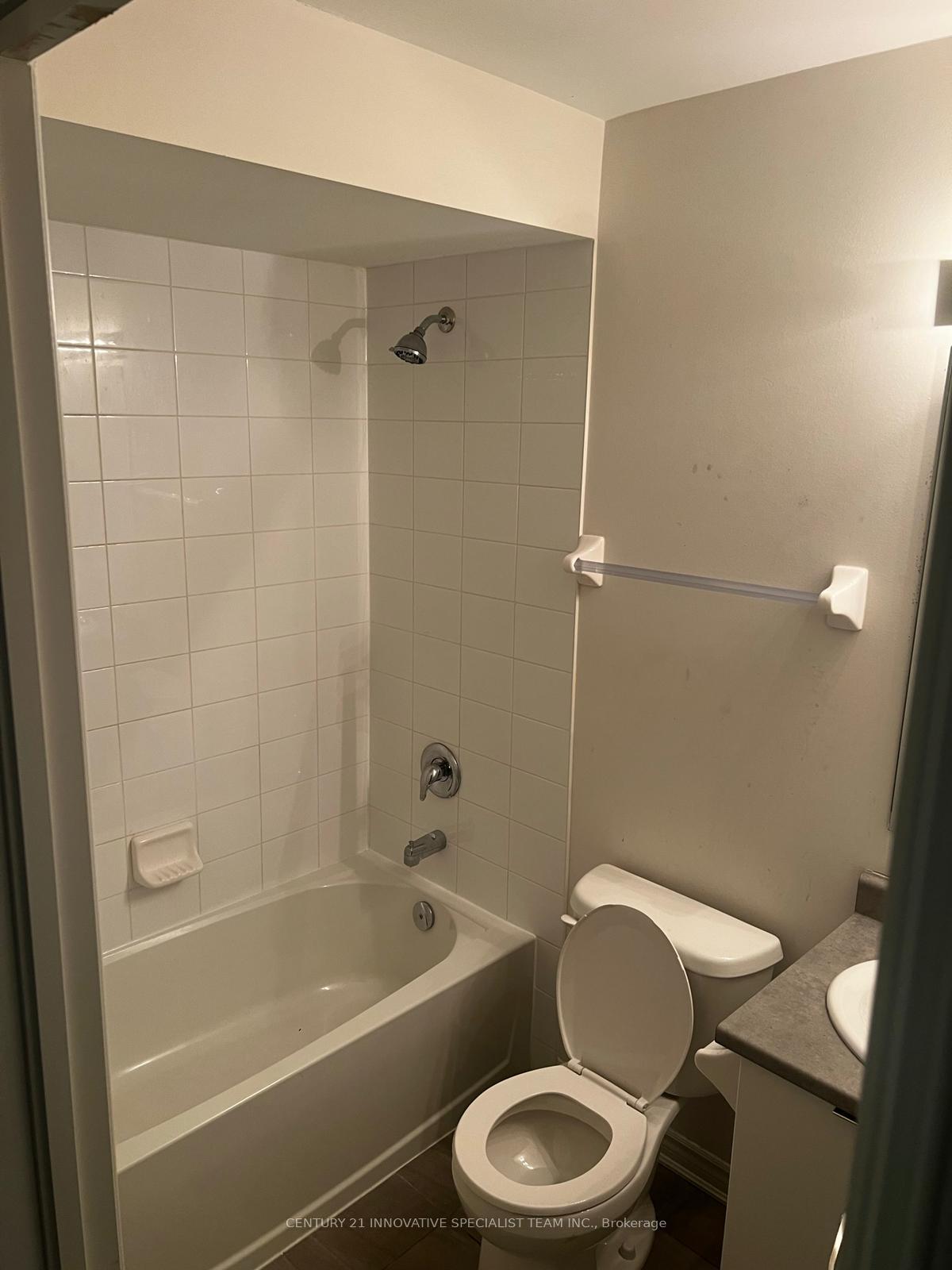 Photo 17 of Unit 24, 50 Edinburgh Drive, Brampton, Bram West — HOMEH