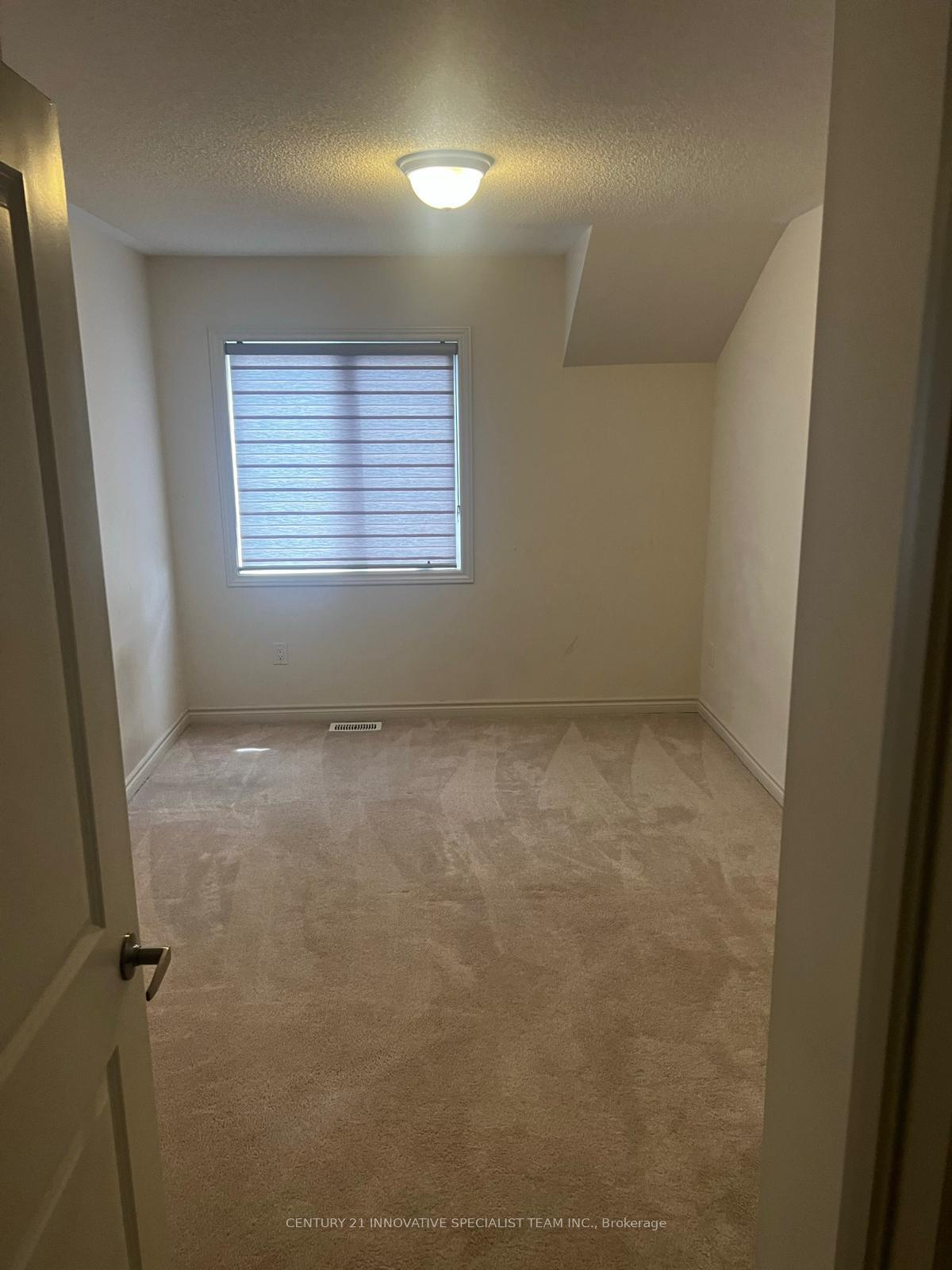 Photo 10 of Unit 24, 50 Edinburgh Drive, Brampton, Bram West — HOMEH