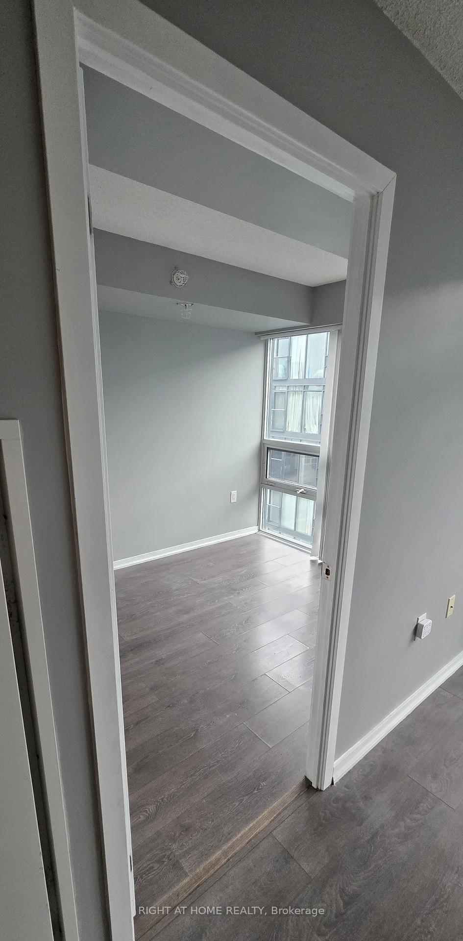 Photo 5 of Unit 2107E, 36 Lisgar Street, Toronto, Little Portugal — HOMEH