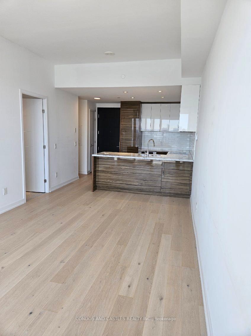 Photo 19 of Unit 2712, 488 University Avenue, Toronto, University — HOMEH