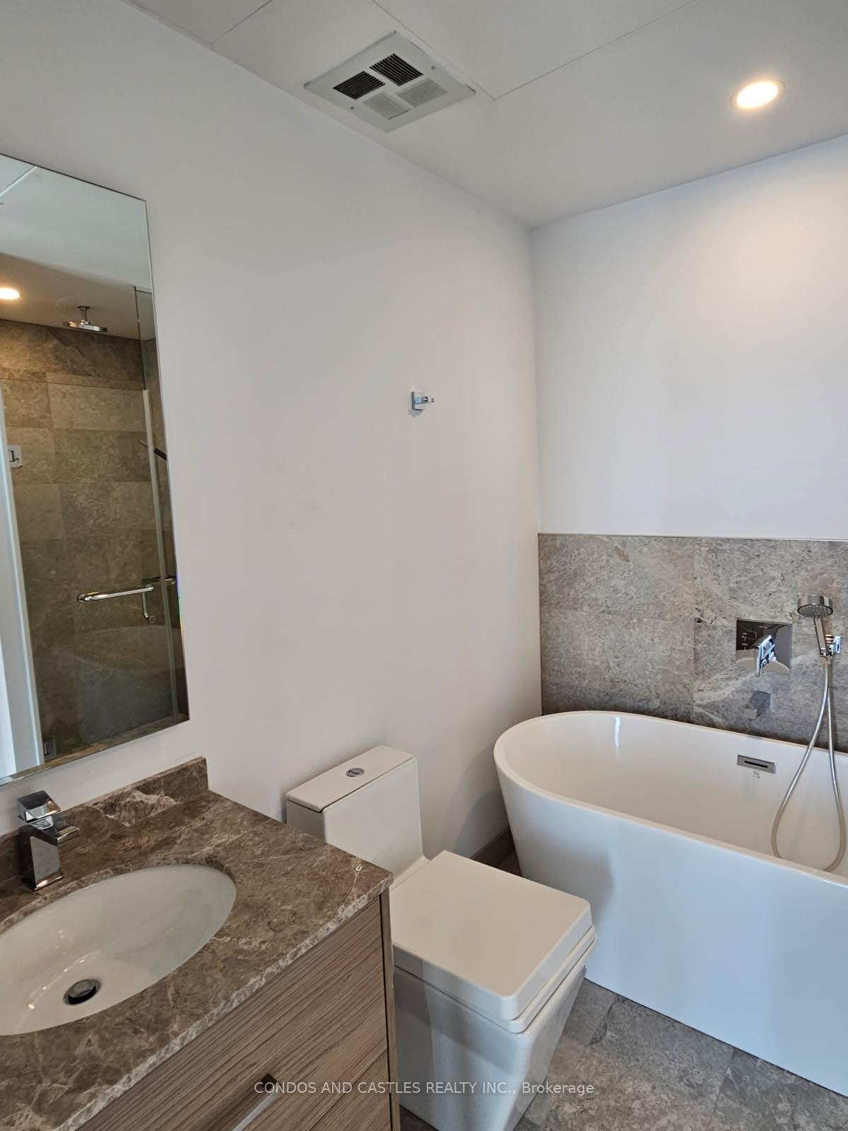 Photo 26 of Unit 2712, 488 University Avenue, Toronto, University — HOMEH