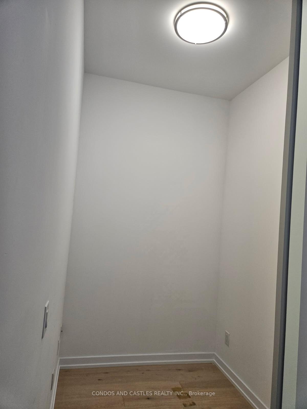 Photo 20 of Unit 2712, 488 University Avenue, Toronto, University — HOMEH