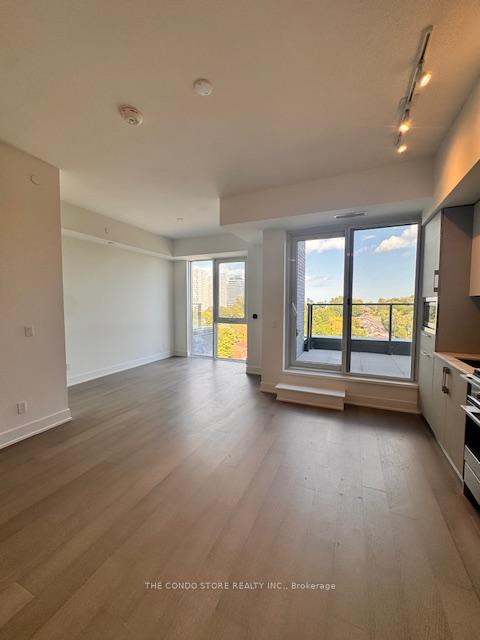 Photo 7 of Unit 903, 8 Manor Road W, Toronto, Yonge-Eglinton — HOMEH