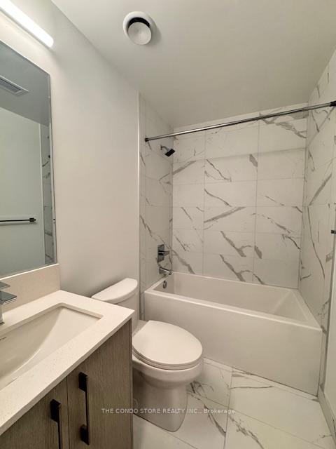 Photo 14 of Unit 903, 8 Manor Road W, Toronto, Yonge-Eglinton — HOMEH