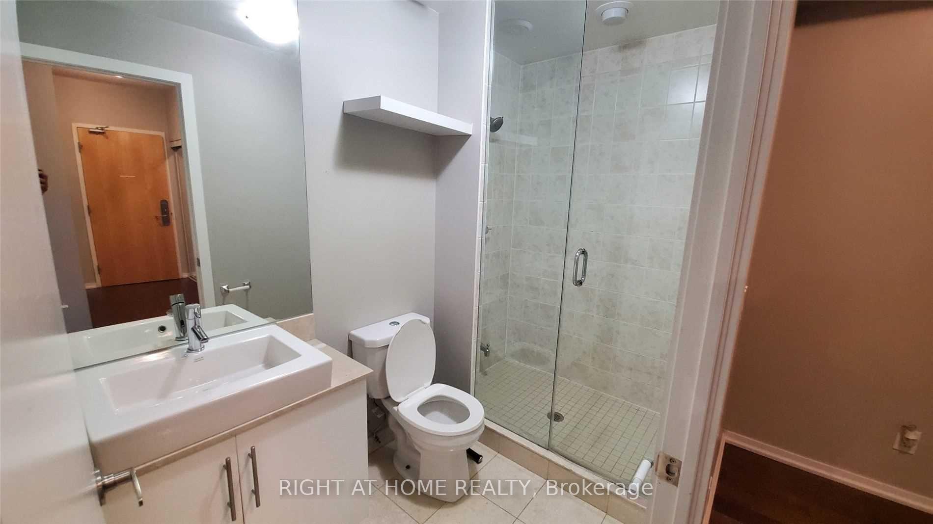 Photo 3 of Unit 3408, 65 Bremner Boulevard, Toronto, Waterfront Communities — HOMEH