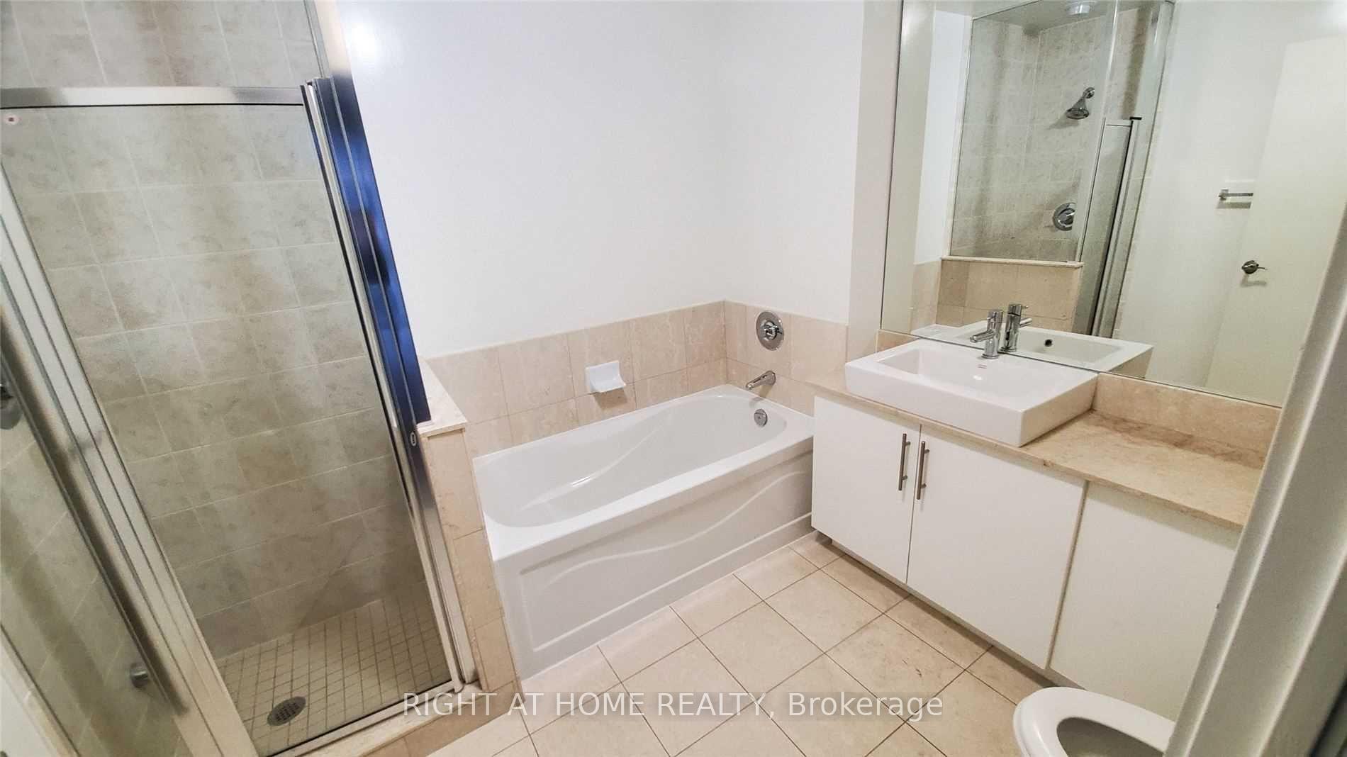 Photo 11 of Unit 3408, 65 Bremner Boulevard, Toronto, Waterfront Communities — HOMEH