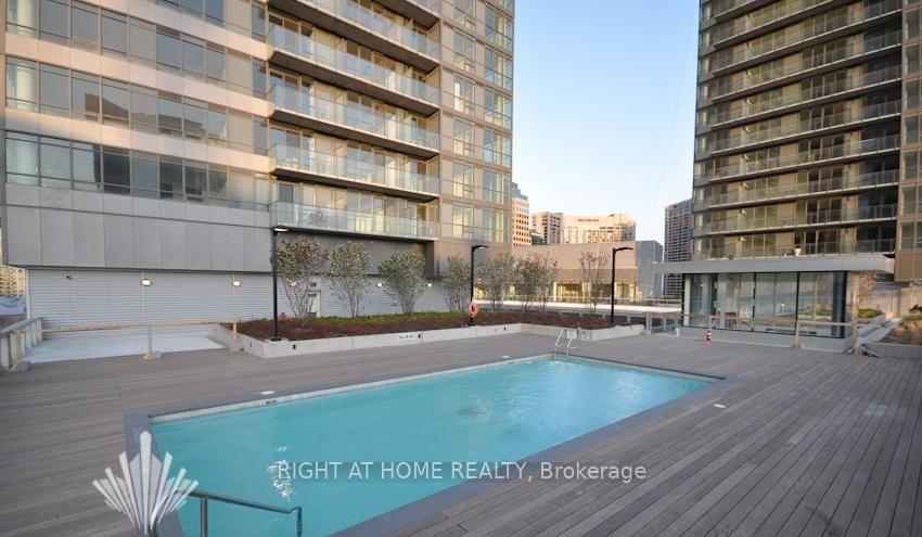 Photo 7 of Unit 3408, 65 Bremner Boulevard, Toronto, Waterfront Communities — HOMEH