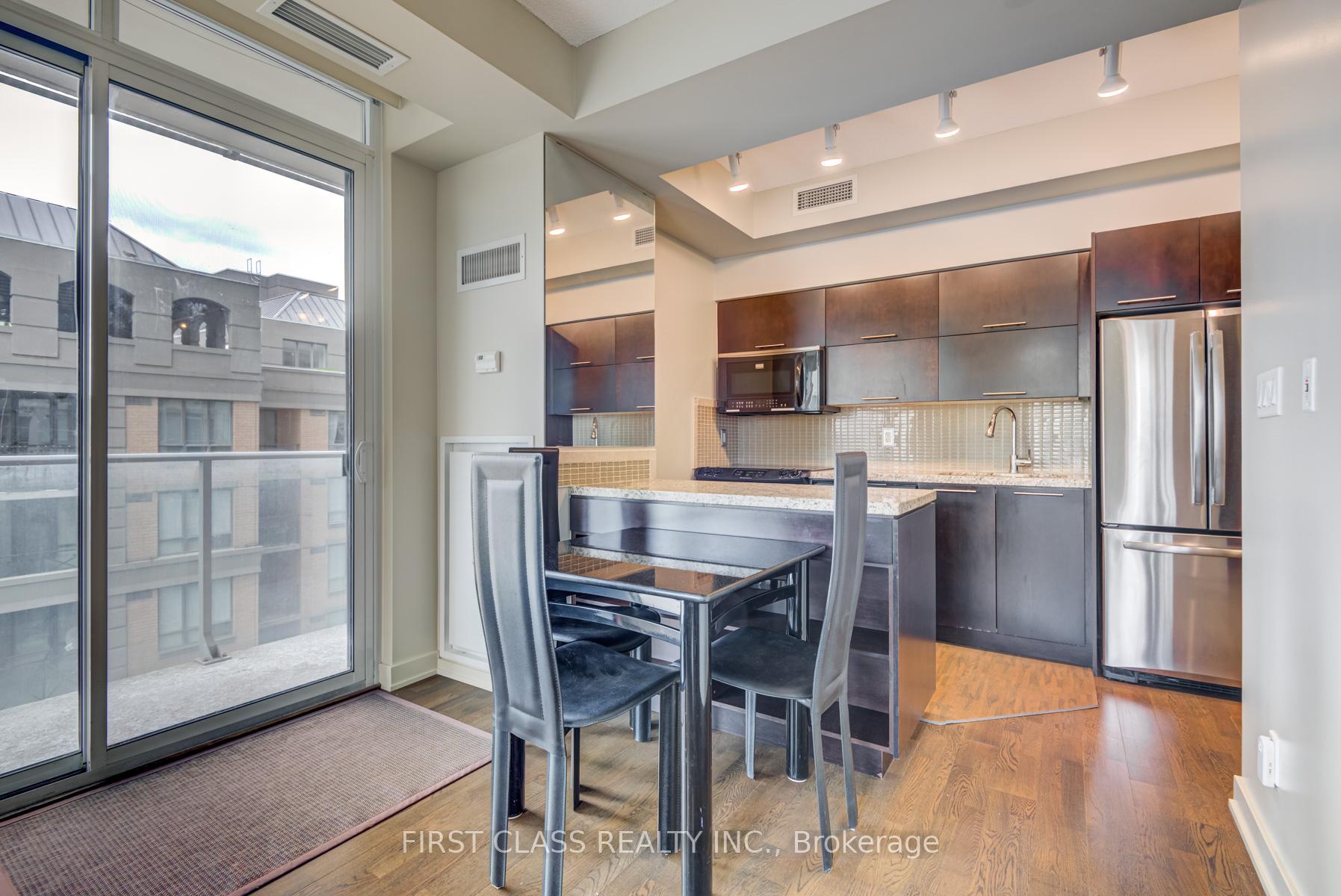 Photo 10 of Unit 1504, 126 Simcoe Street, Toronto, Waterfront Communities — HOMEH