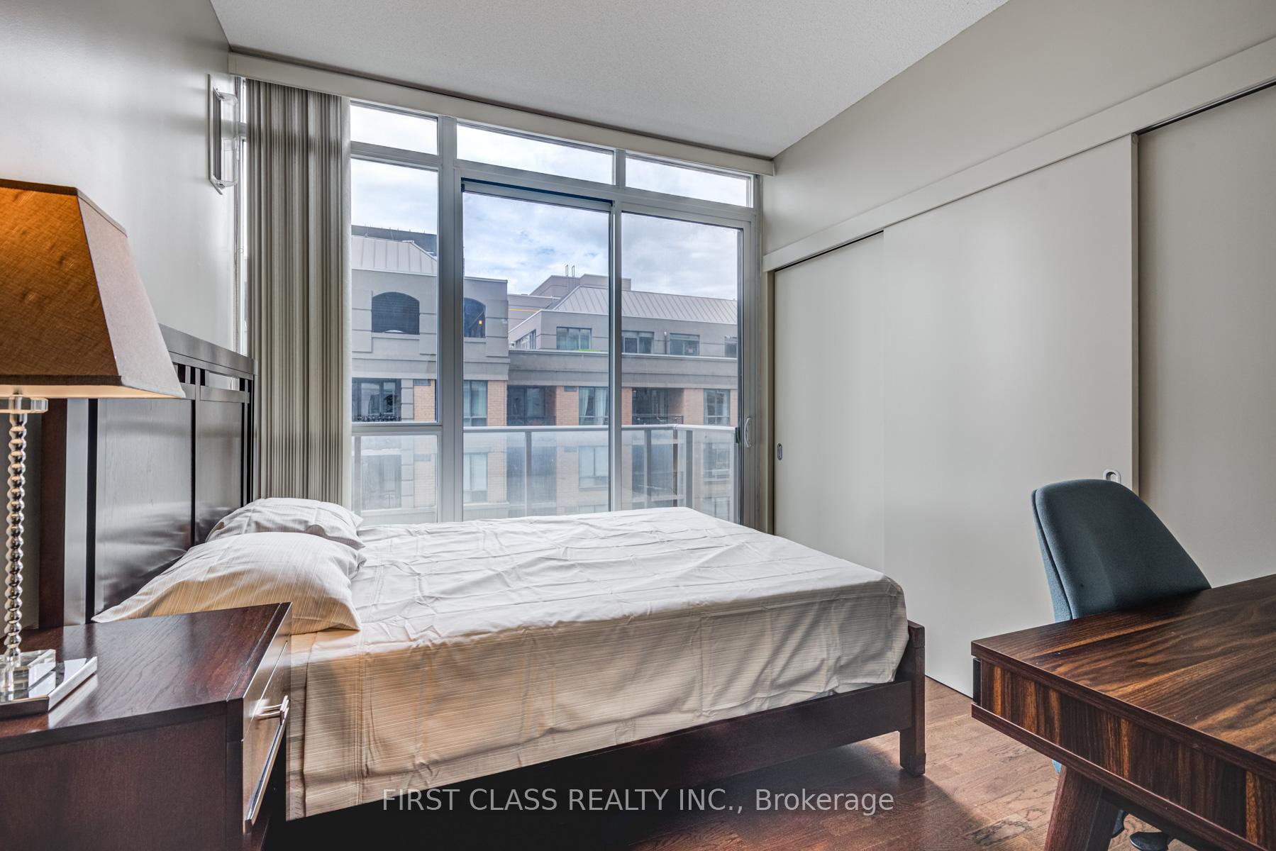 Photo 9 of Unit 1504, 126 Simcoe Street, Toronto, Waterfront Communities — HOMEH