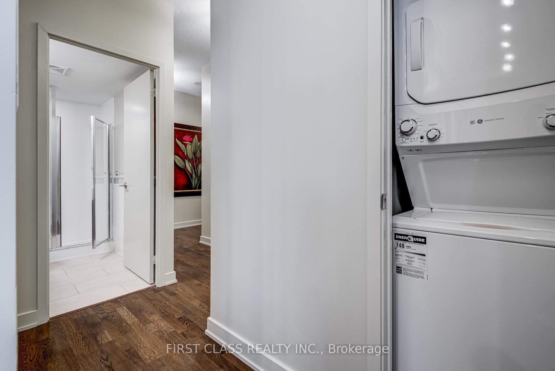 Photo 6 of Unit 1504, 126 Simcoe Street, Toronto, Waterfront Communities — HOMEH
