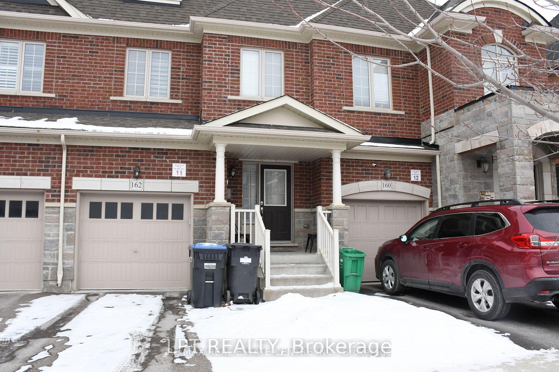 Front of 162 Agava Street
