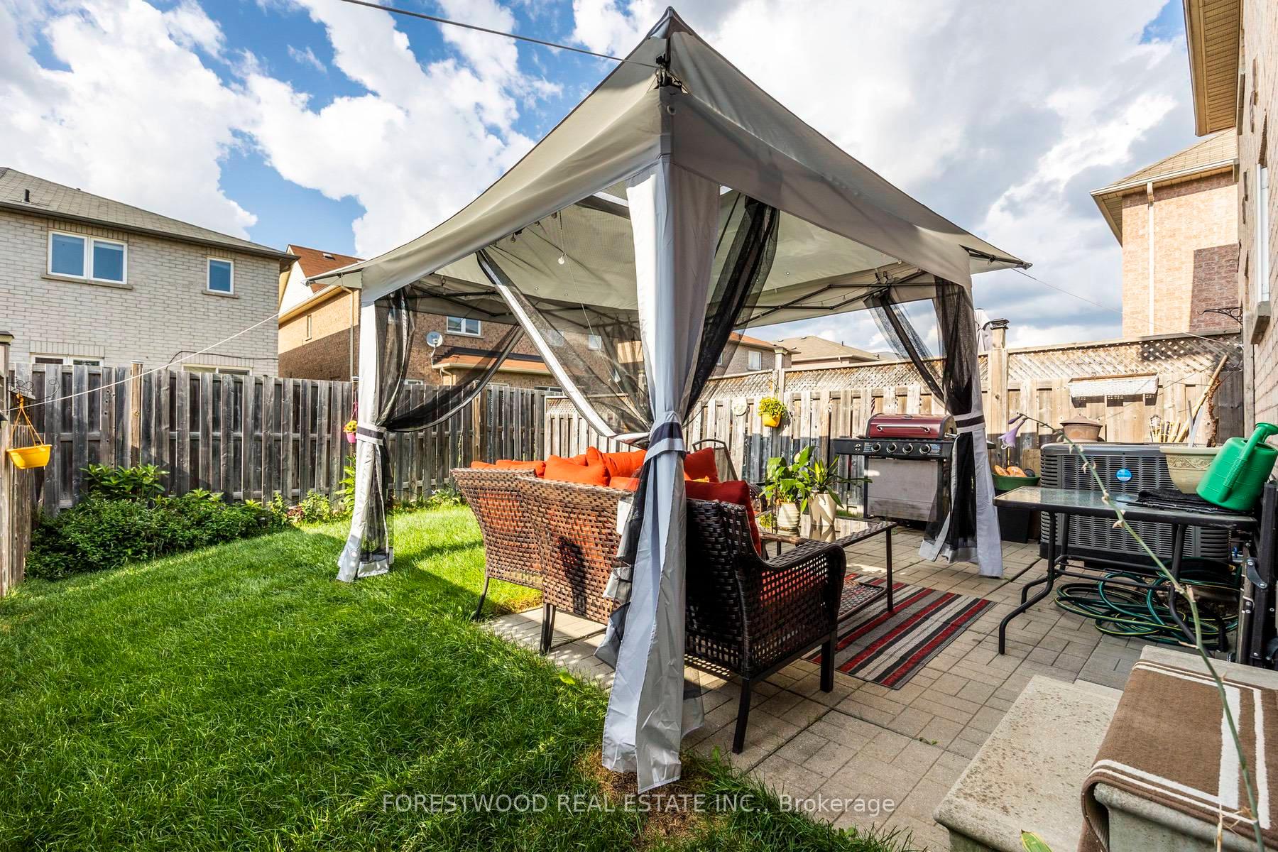 Photo 21 of 28 Sugarberry Drive, Brampton, Credit Valley — HOMEH