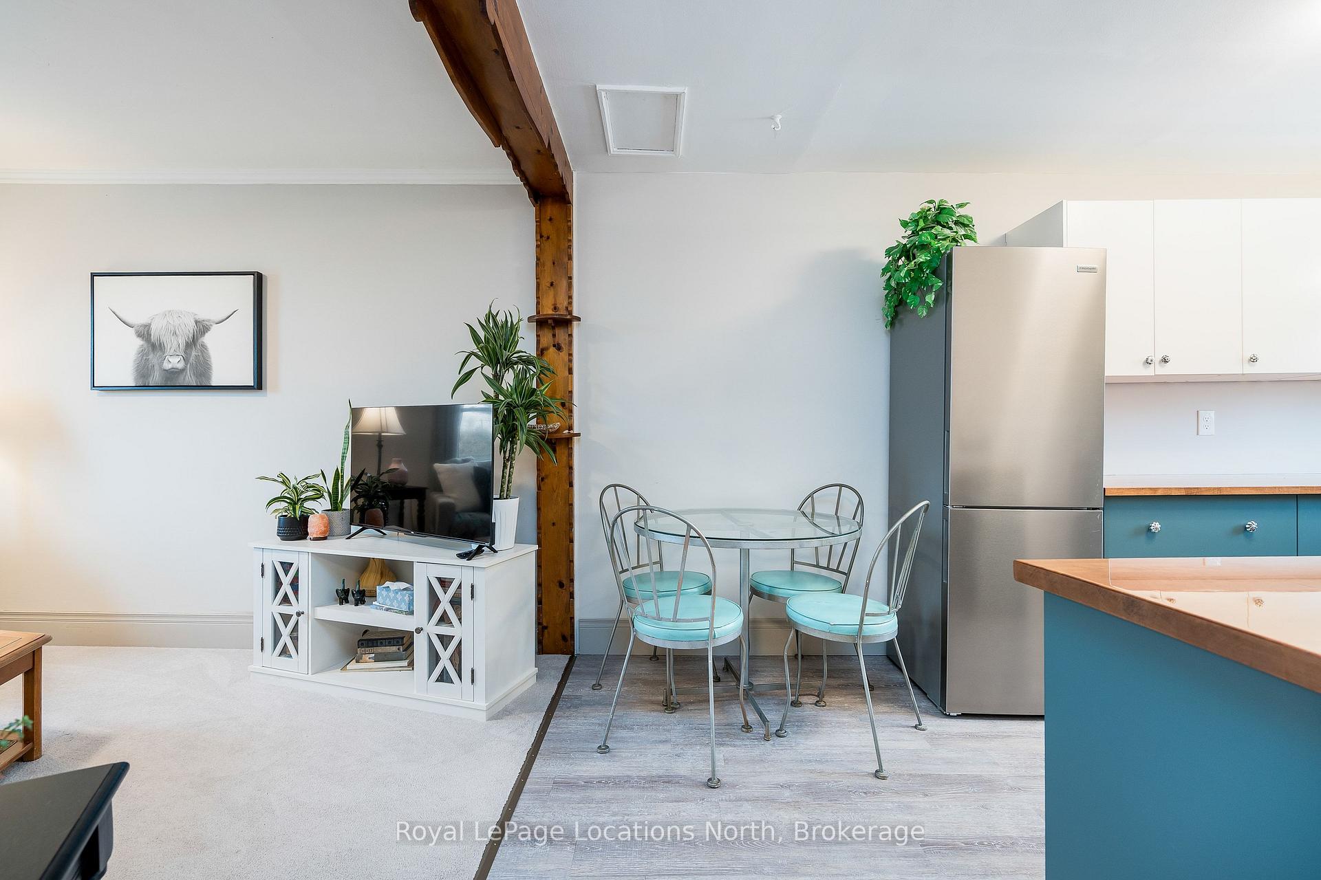 Photo 4 of 242 Simcoe Street, Collingwood — HOMEH