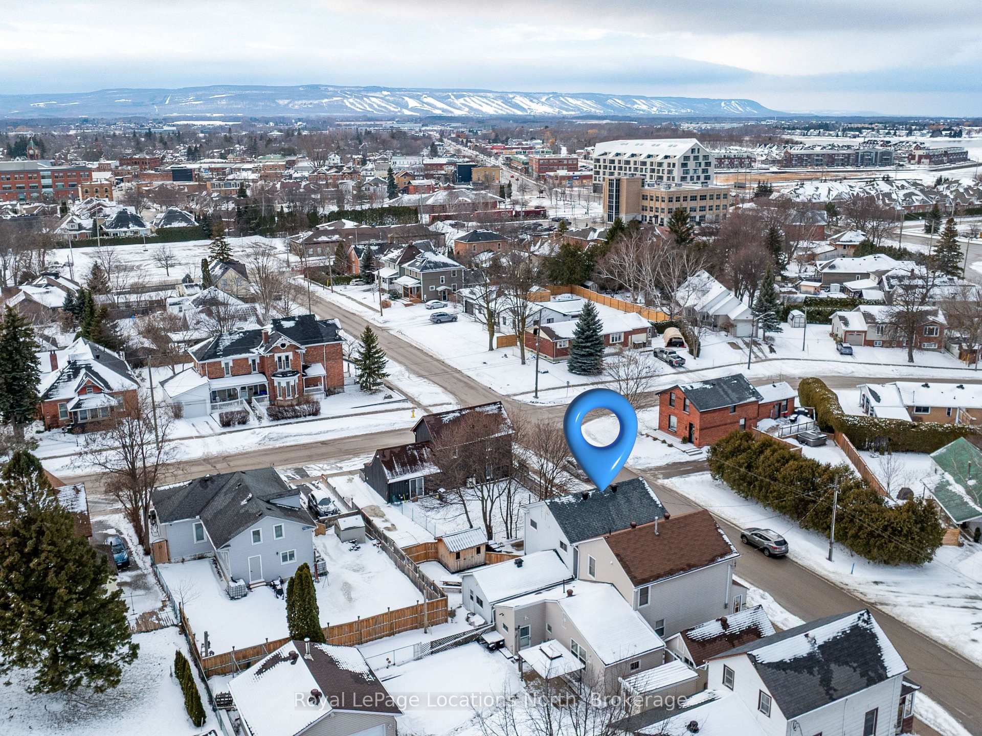 Photo 17 of 242 Simcoe Street, Collingwood — HOMEH