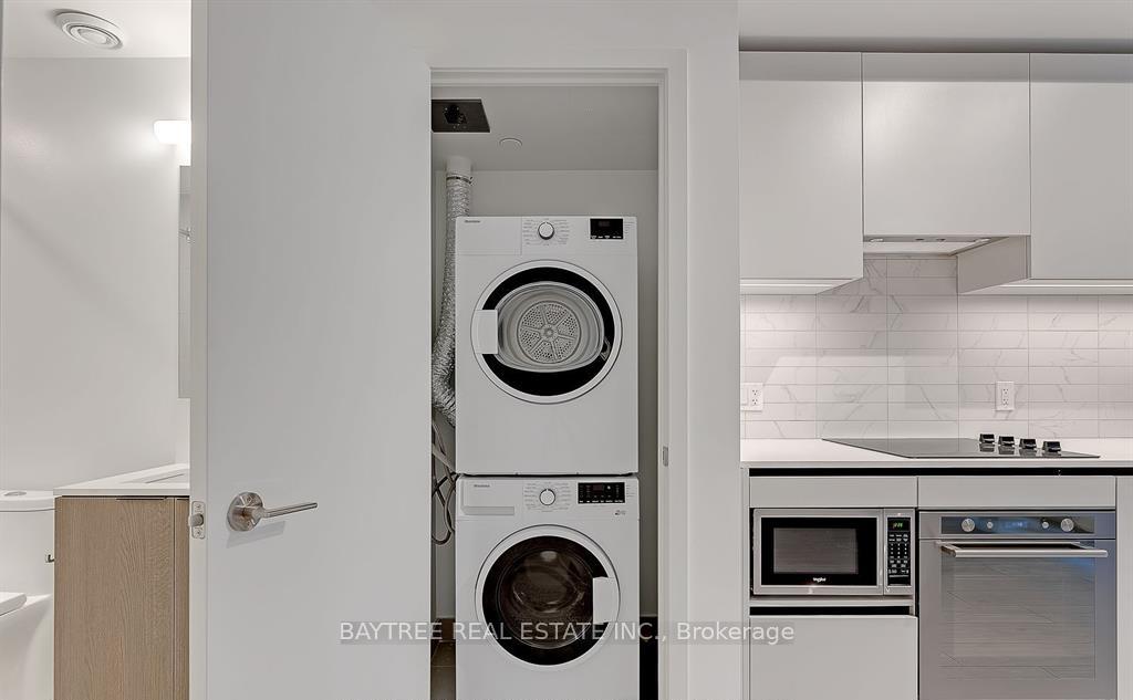 Photo 10 of Unit 617, 55 Mercer Street, Toronto, Waterfront Communities — HOMEH