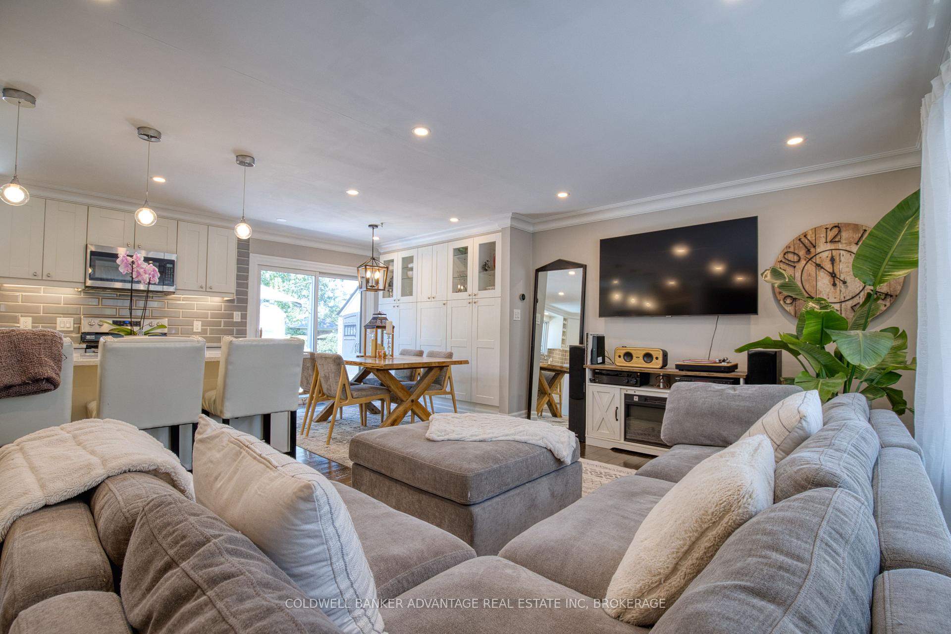 Photo 10 of 20 Karen Crescent, Grimsby, Grimsby Beach — HOMEH