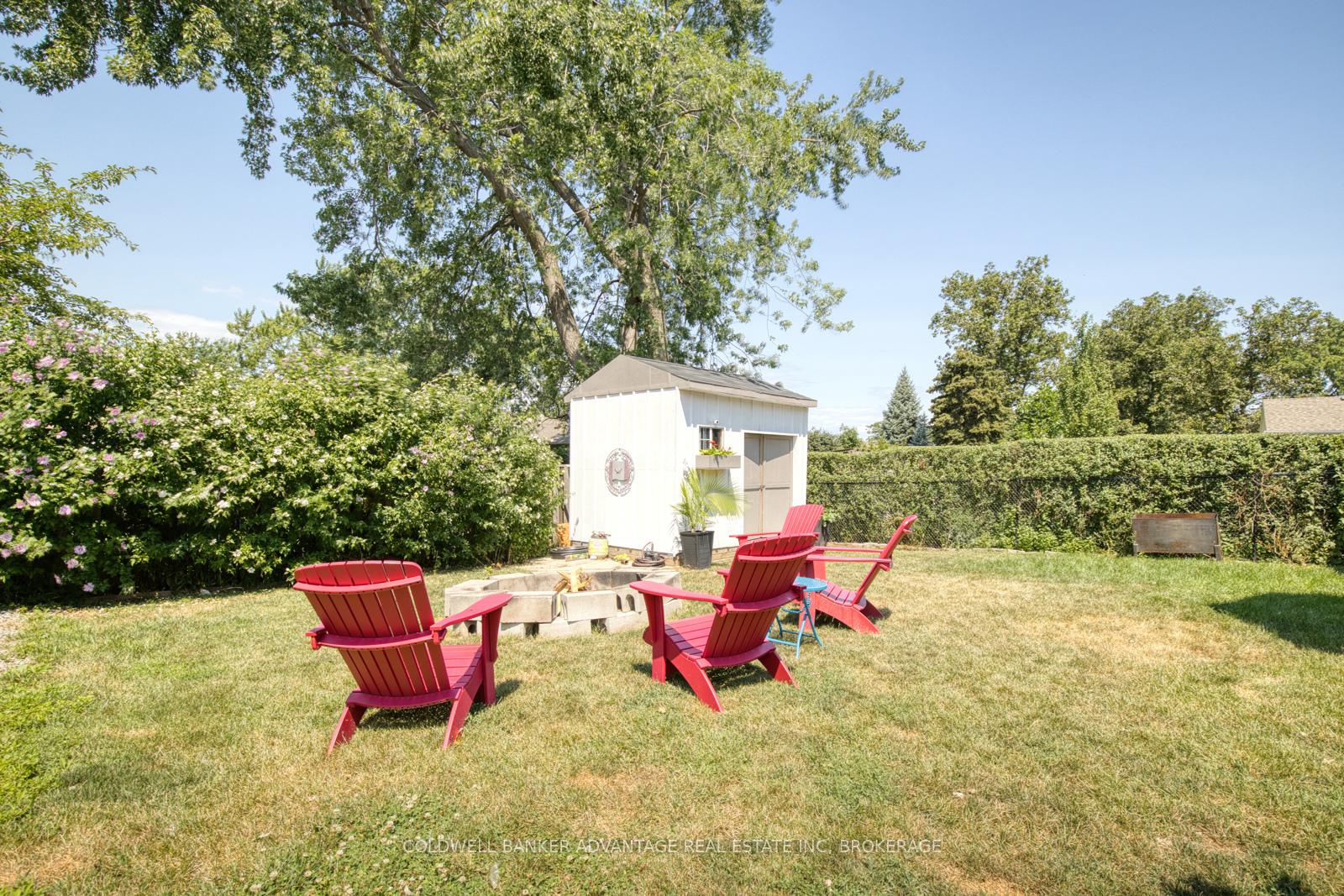 Photo 23 of 20 Karen Crescent, Grimsby, Grimsby Beach — HOMEH