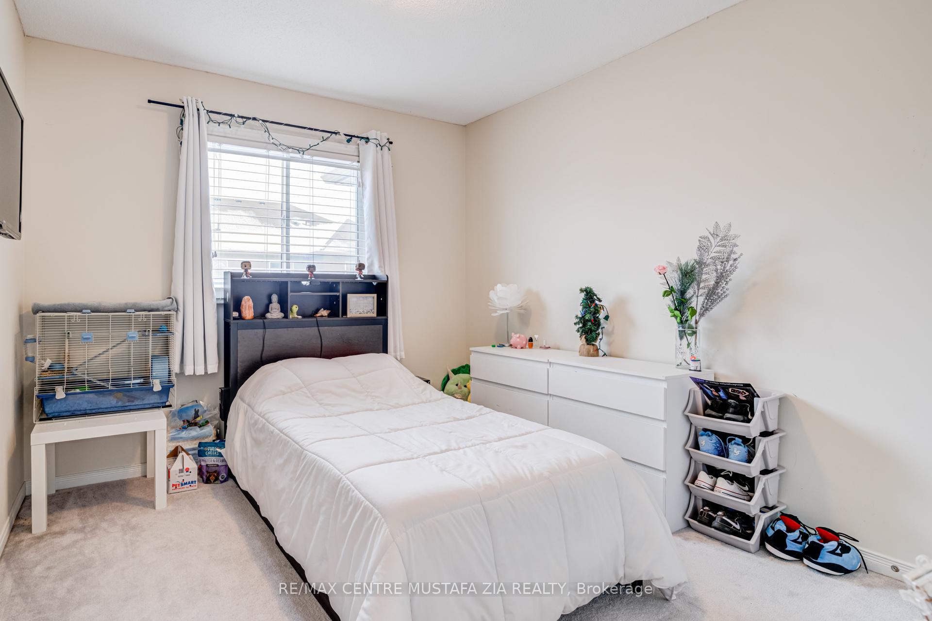 Photo 12 of 43 Trafalgar Drive, Hamilton, Stoney Creek — HOMEH