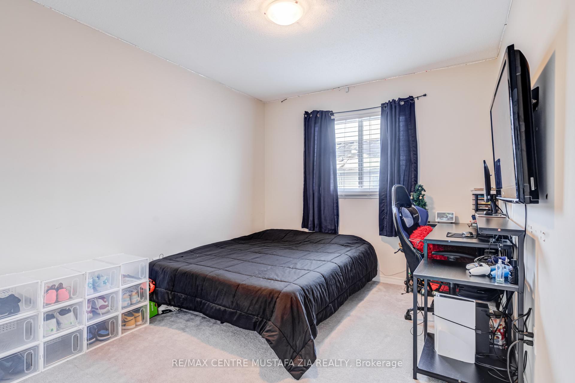 Photo 20 of 43 Trafalgar Drive, Hamilton, Stoney Creek — HOMEH