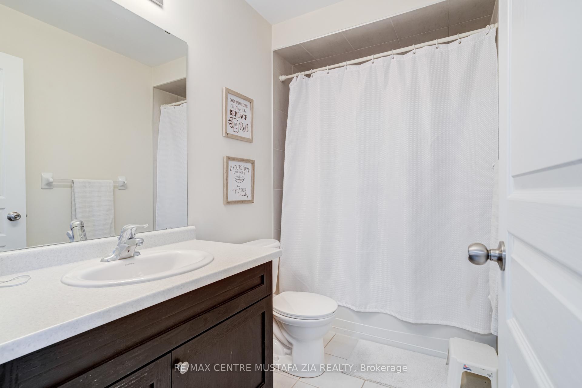 Photo 10 of 43 Trafalgar Drive, Hamilton, Stoney Creek — HOMEH