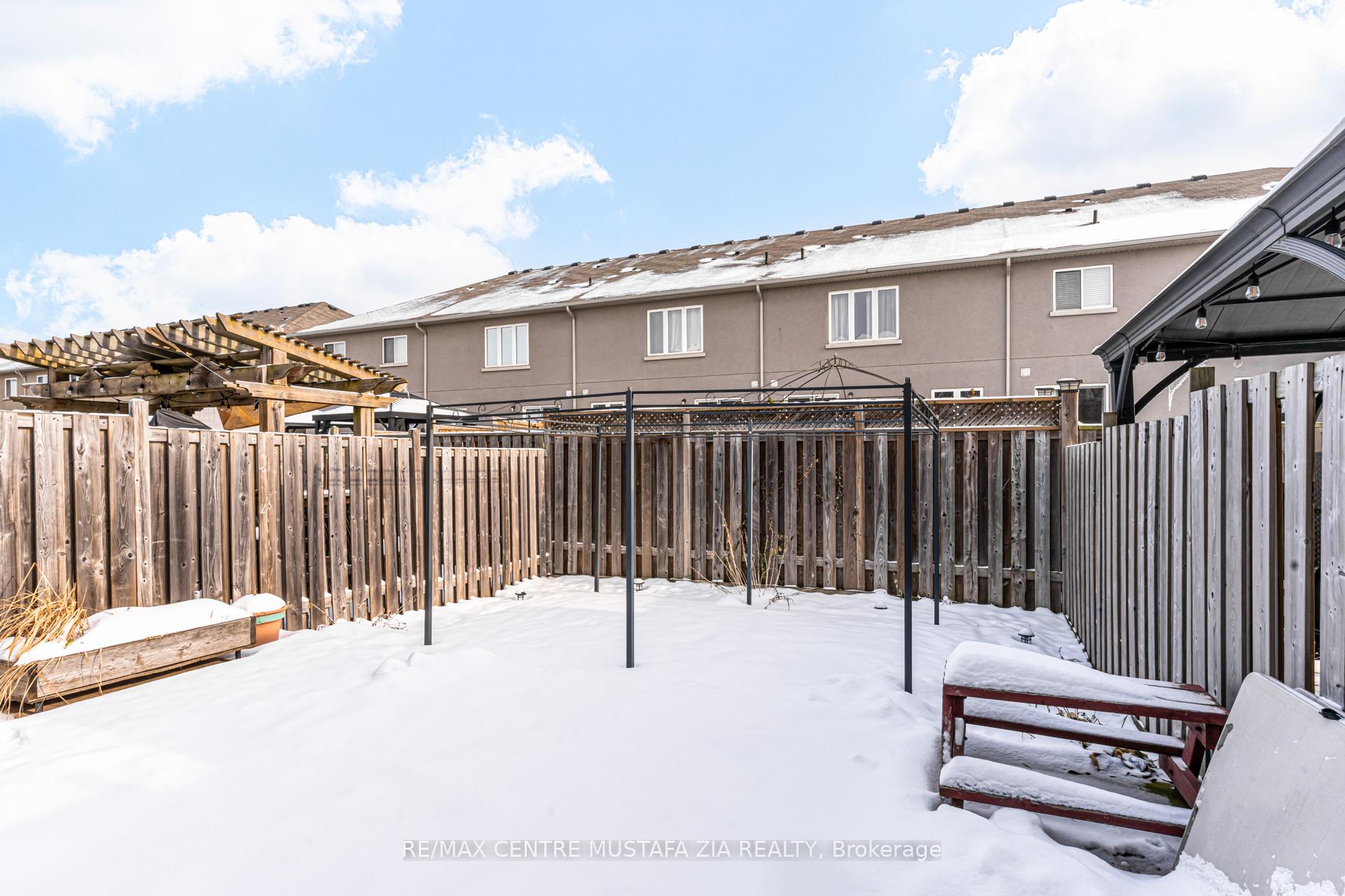 Photo 7 of 43 Trafalgar Drive, Hamilton, Stoney Creek — HOMEH