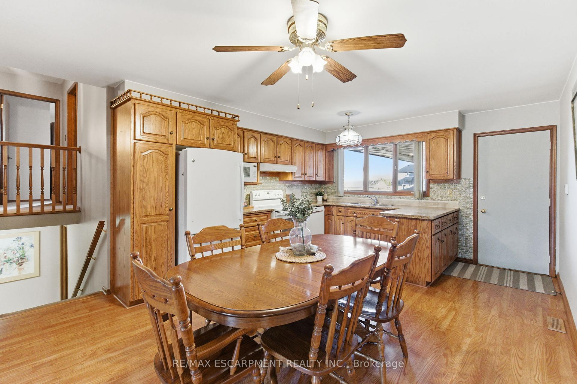 Photo 5 of 1235 Barton Street, Hamilton, Winona — HOMEH
