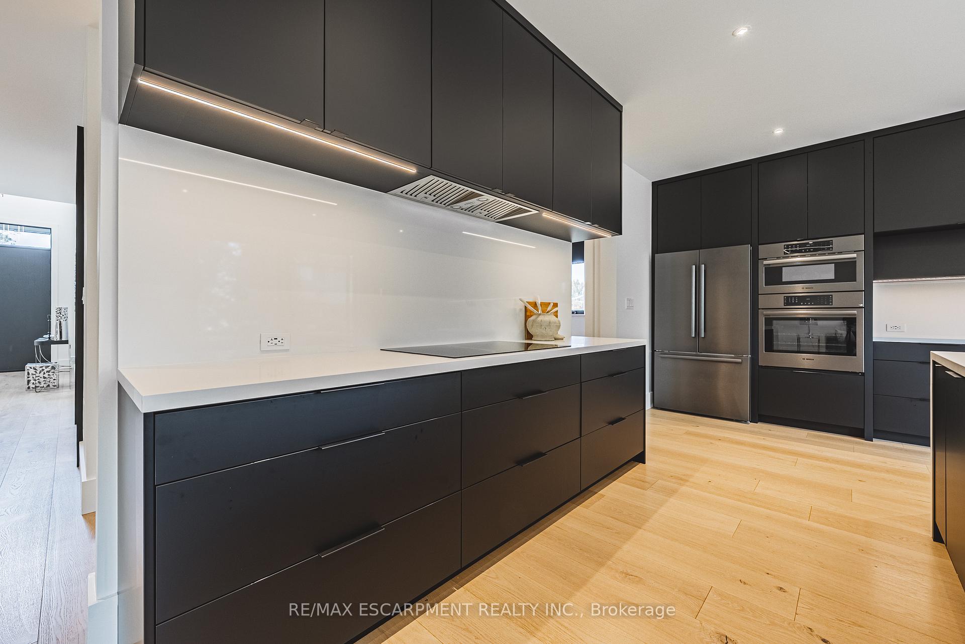 Photo 9 of 135 Eleanor Avenue, Hamilton, Eleanor — HOMEH