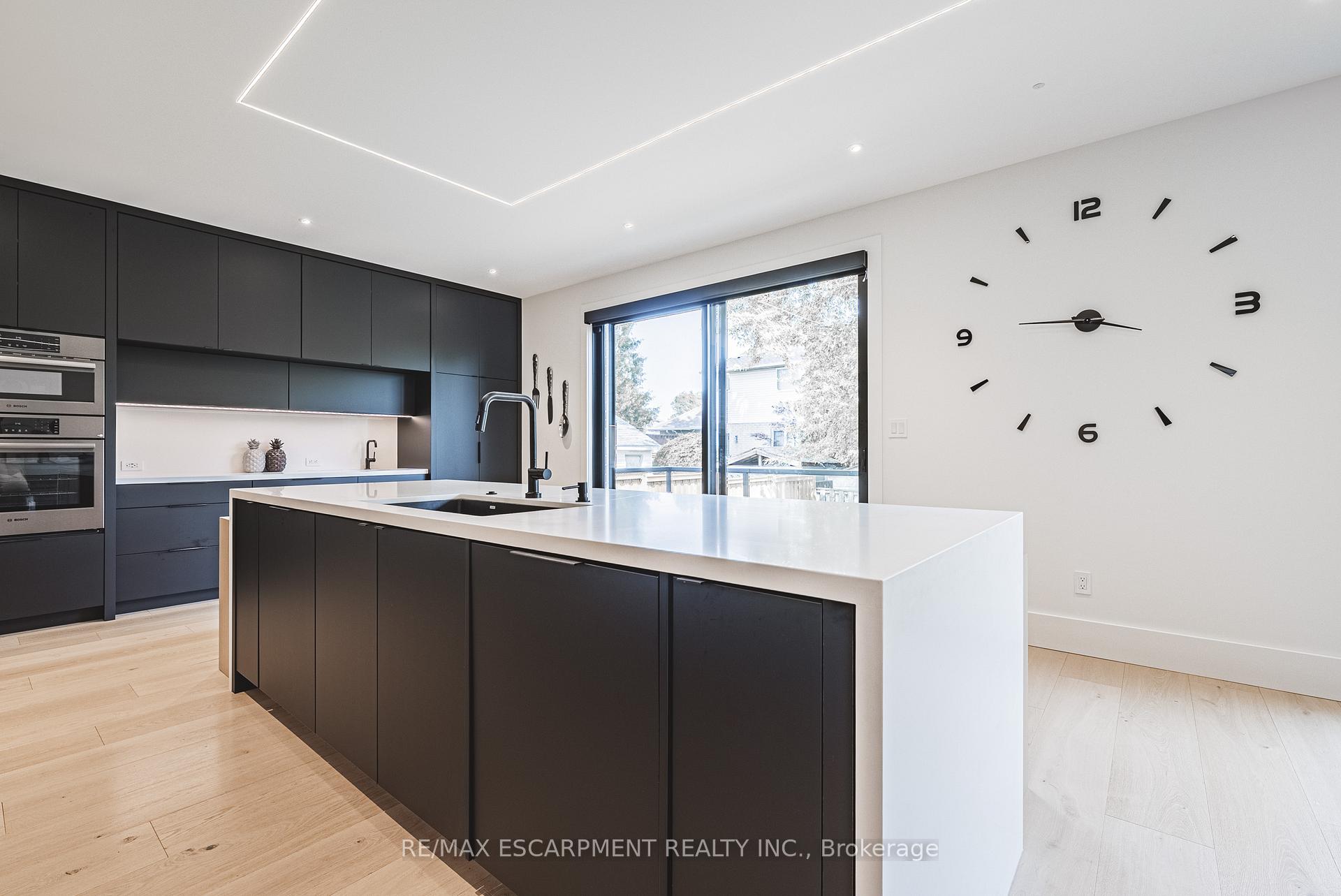 Photo 4 of 135 Eleanor Avenue, Hamilton, Eleanor — HOMEH