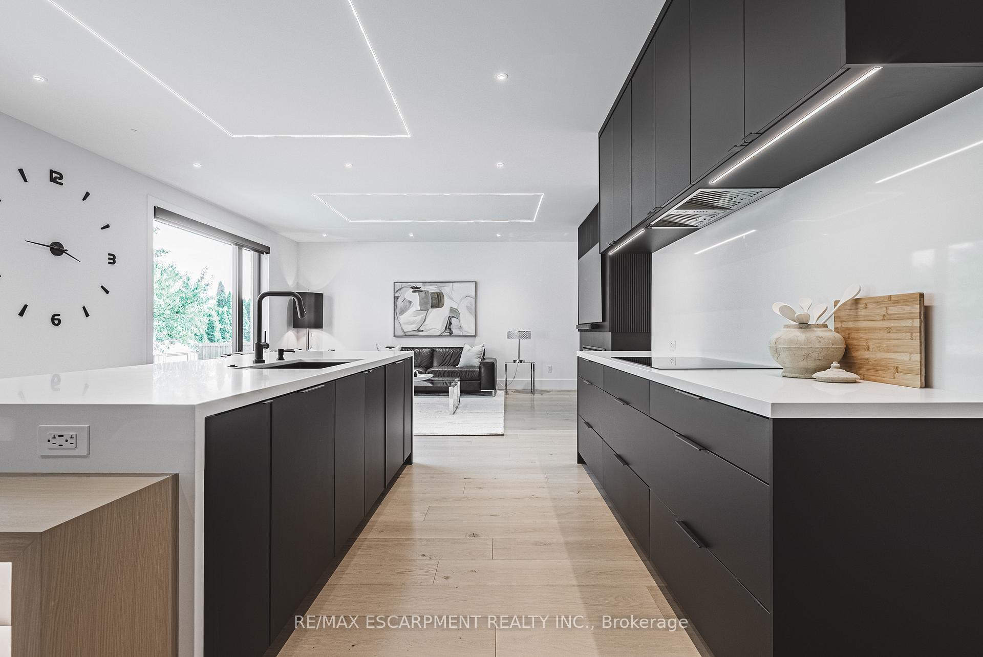 Photo 31 of 135 Eleanor Avenue, Hamilton, Eleanor — HOMEH