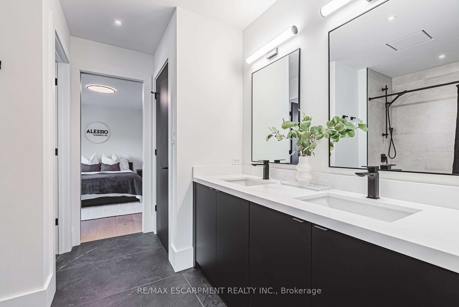 Photo 42 of 135 Eleanor Avenue, Hamilton, Eleanor — HOMEH
