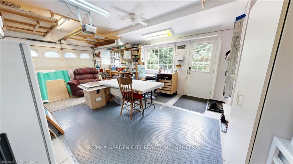 Photo 35 of 25 Garden Drive, Grimsby, Grimsby West — HOMEH