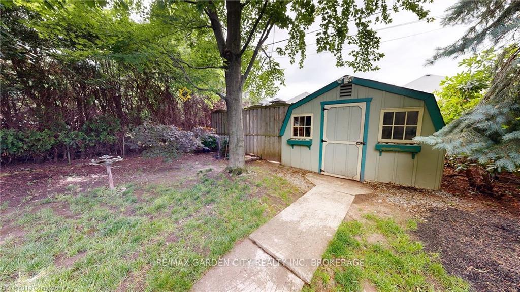 Photo 46 of 25 Garden Drive, Grimsby, Grimsby West — HOMEH