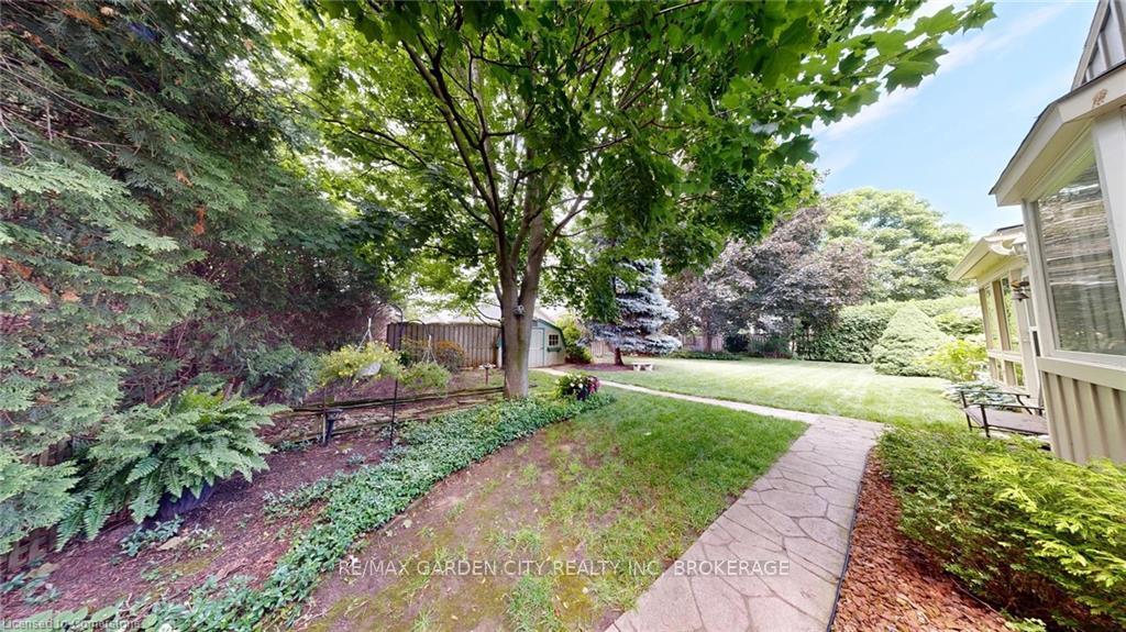 Photo 47 of 25 Garden Drive, Grimsby, Grimsby West — HOMEH
