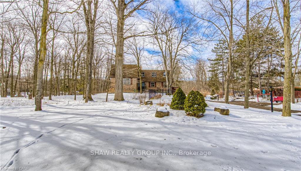Photo 10 of 7 Squire Court, Waterloo — HOMEH