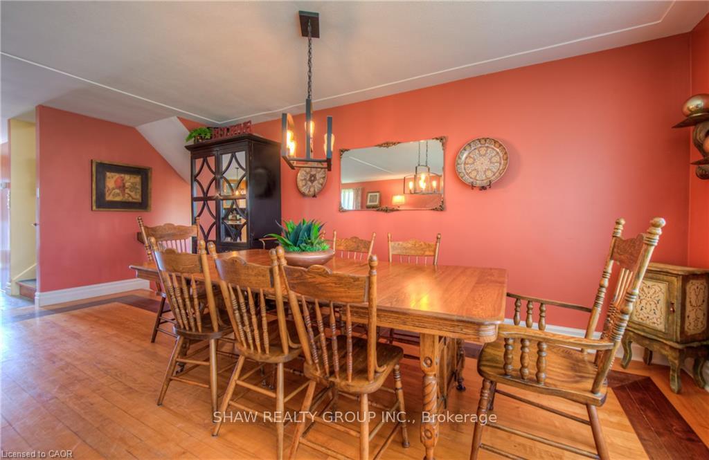 Photo 18 of 7 Squire Court, Waterloo — HOMEH
