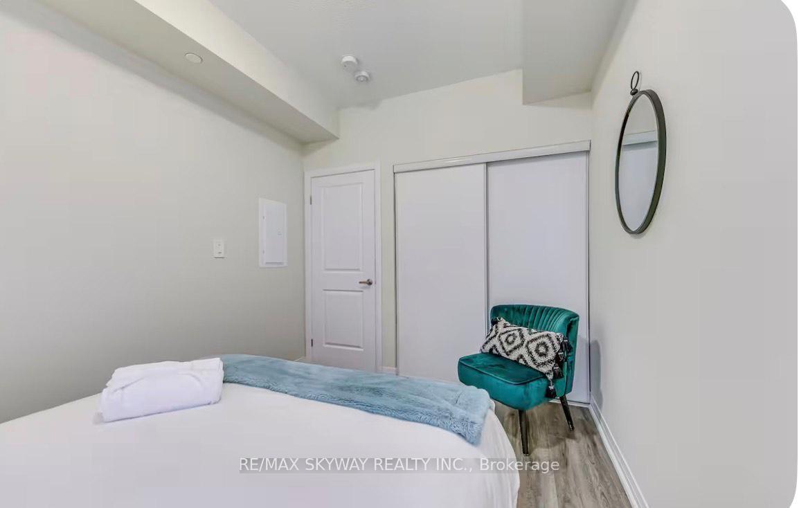 Photo 14 of Unit 118, 1593 Rose Way, Milton, Cobban — HOMEH