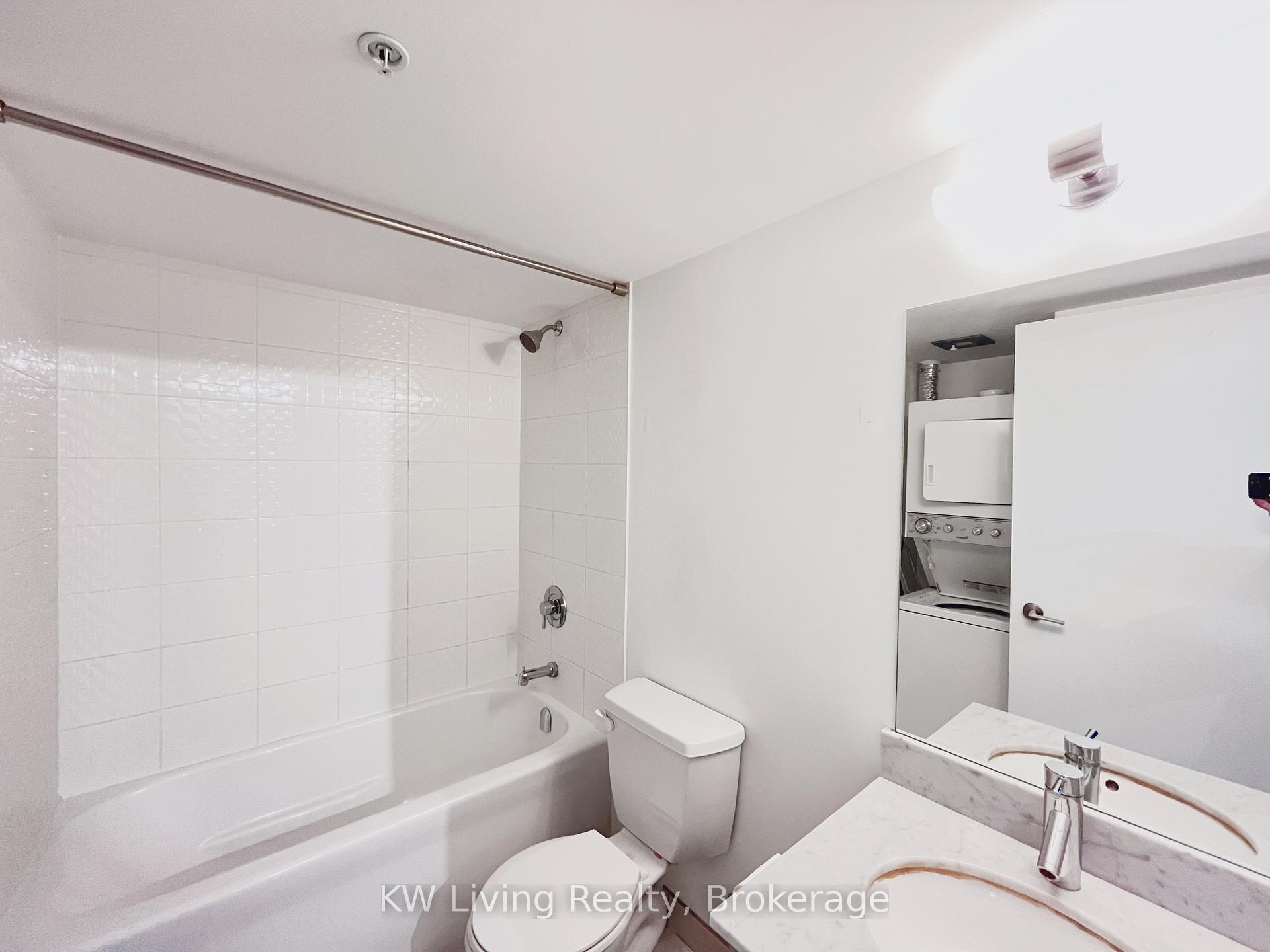 Photo 7 of Unit 535, 68 Abell Street, Toronto, Little Portugal — HOMEH