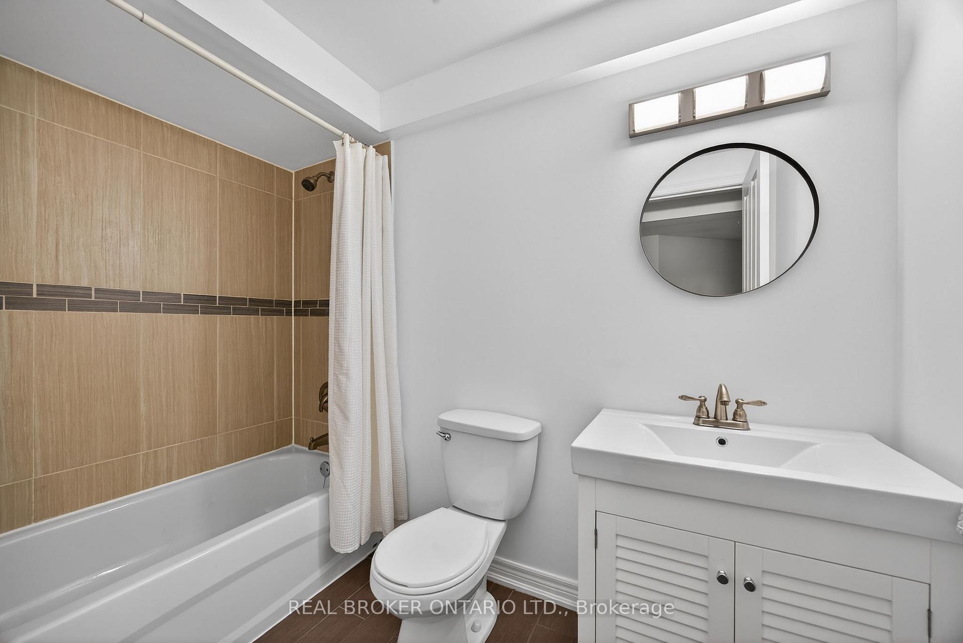 Photo 23 of 144 Sovereign's Gate, Barrie, Innis-Shore — HOMEH