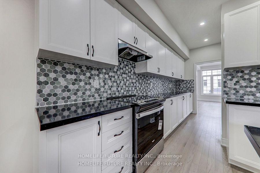 Photo 10 of 26 Thomas Hope Lane, Markham, Cedarwood — HOMEH