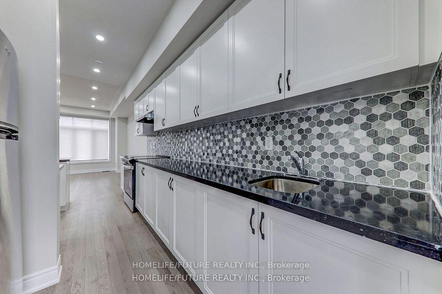 Photo 15 of 26 Thomas Hope Lane, Markham, Cedarwood — HOMEH